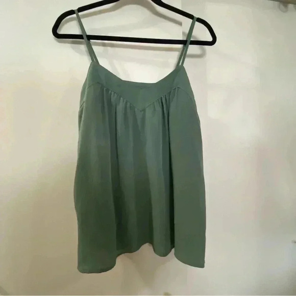 Wishlist Apparel green sexy flowy lightweight summery spaghetti strap top size M - Picture 5 of 5